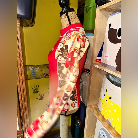 ♥️❤️🌹Water Girl Rashguard long sleeve - Picture 6 of 9